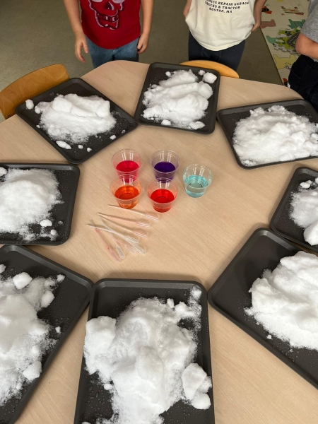 Zabawy sensoryczne na śniegu